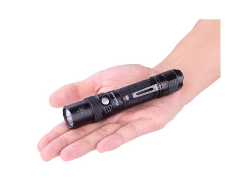 Фонарь ручной Fenix FD30 с аккумулятором