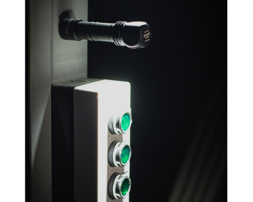 Фонарь ARMYTEK WIZARD C2 PRO MAGNET USB (WARM LIGHT)