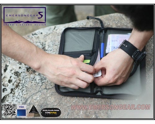 Кошелек EmersonGearS Business WalletVISA Foliage Green