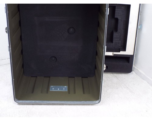 Швейцарский транспортировочный кейс из ABS пластика и алюминия Olive